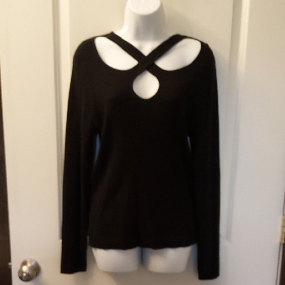 Sofia by Sofia Vergara Black V-Neck Cut Out Sweater